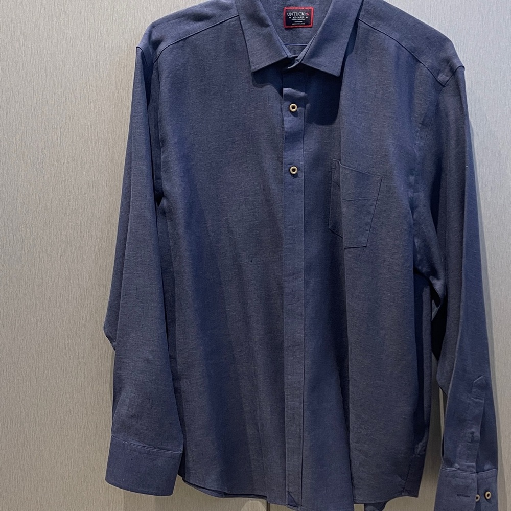 UNTUCKit Men's Dark Navy Long-Sleeve Button-Down Shirt